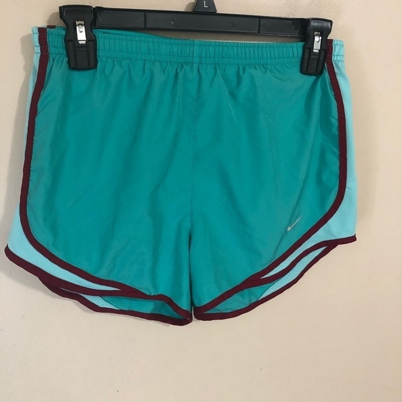 Nike Tempo Core Running Shorts - Picture 1 of 7